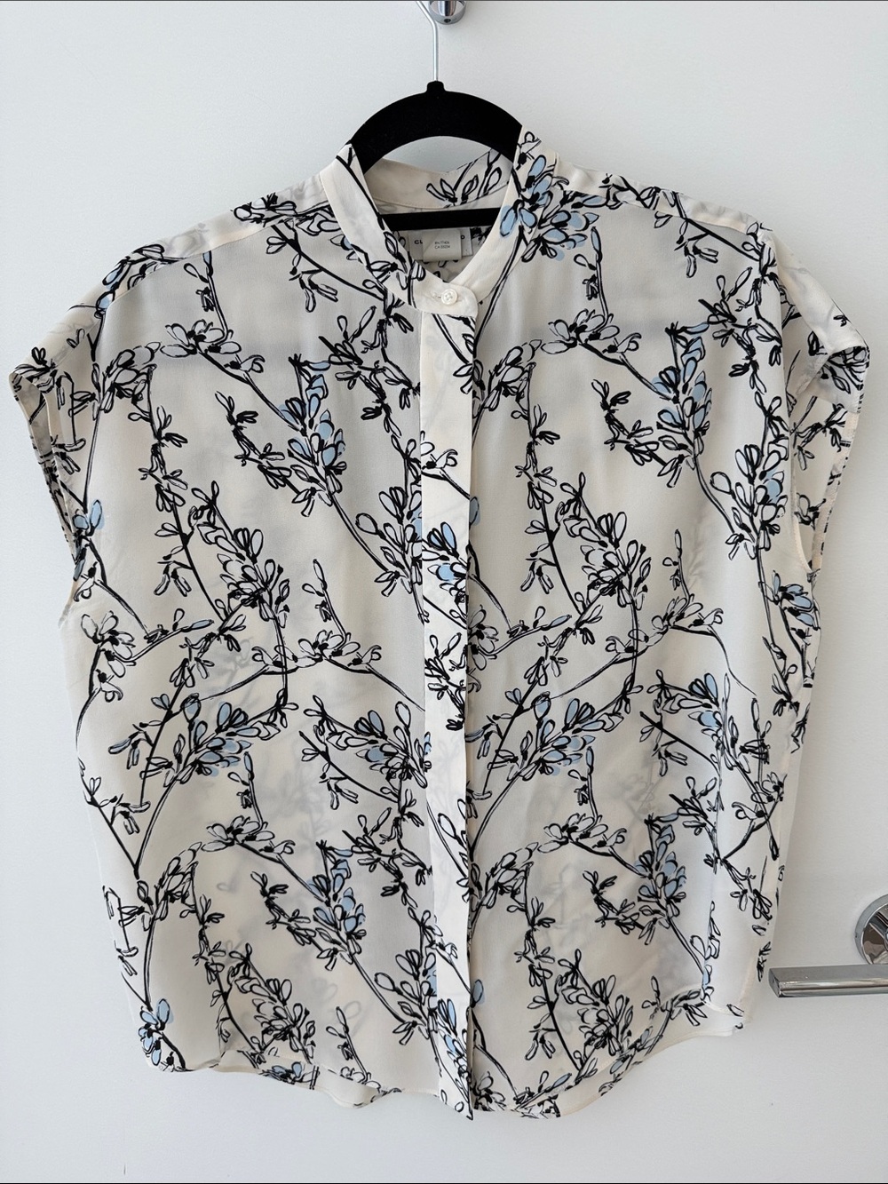 Club Monaco Floral 100% Silk Blouse